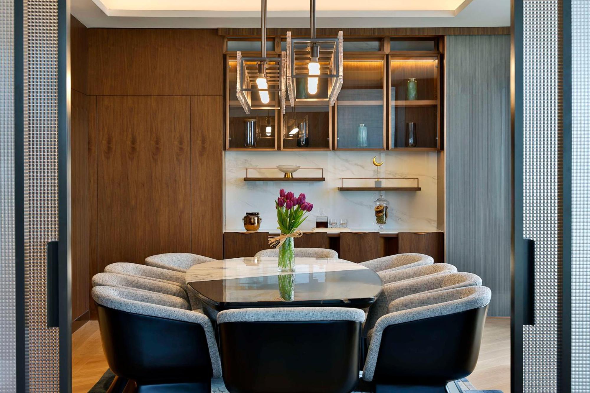Conrad Bahrain Financial Harbour 5* المنامة